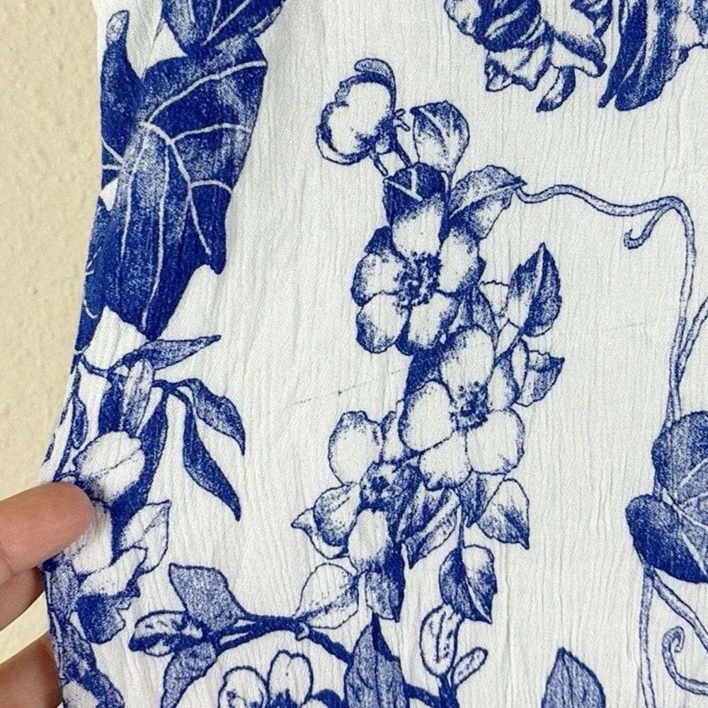 NWT Lulus Garden Bloom Blue and White Floral Print Ruffled Shift Dress sz Medium - Picture 9 of 15